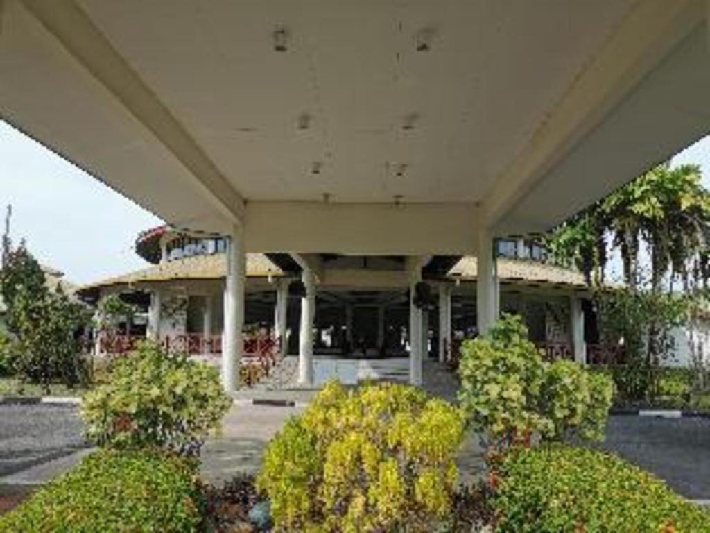 Oyo 89972 Borneo Paradise Beach Hotel Κότα Κιναμπαλού Εξωτερικό φωτογραφία