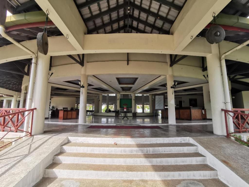 Oyo 89972 Borneo Paradise Beach Hotel Κότα Κιναμπαλού Εξωτερικό φωτογραφία