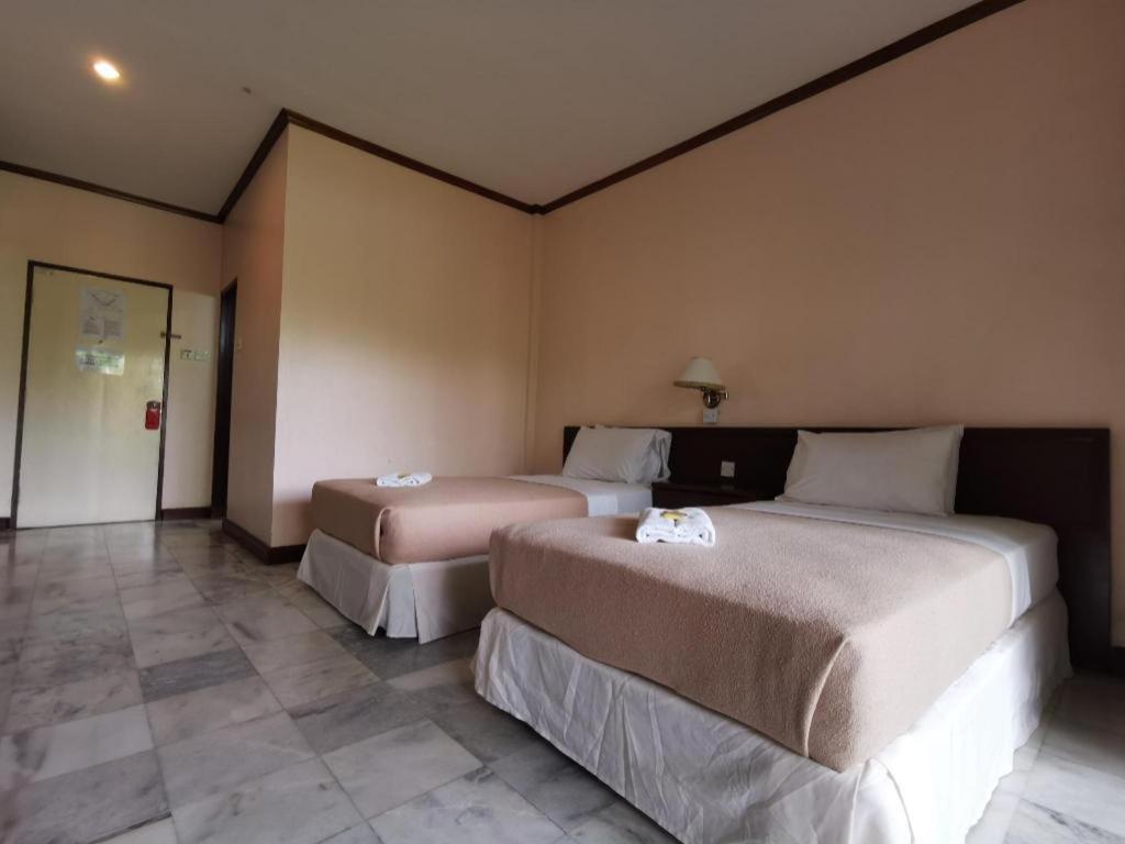 Oyo 89972 Borneo Paradise Beach Hotel Κότα Κιναμπαλού Εξωτερικό φωτογραφία
