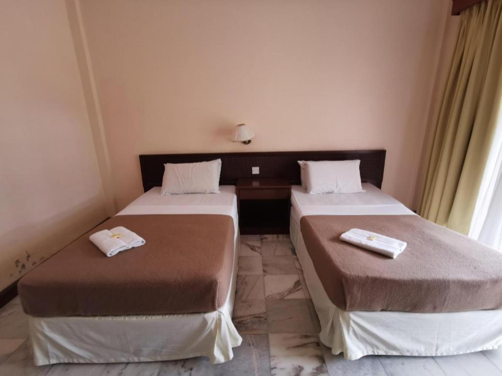 Oyo 89972 Borneo Paradise Beach Hotel Κότα Κιναμπαλού Εξωτερικό φωτογραφία