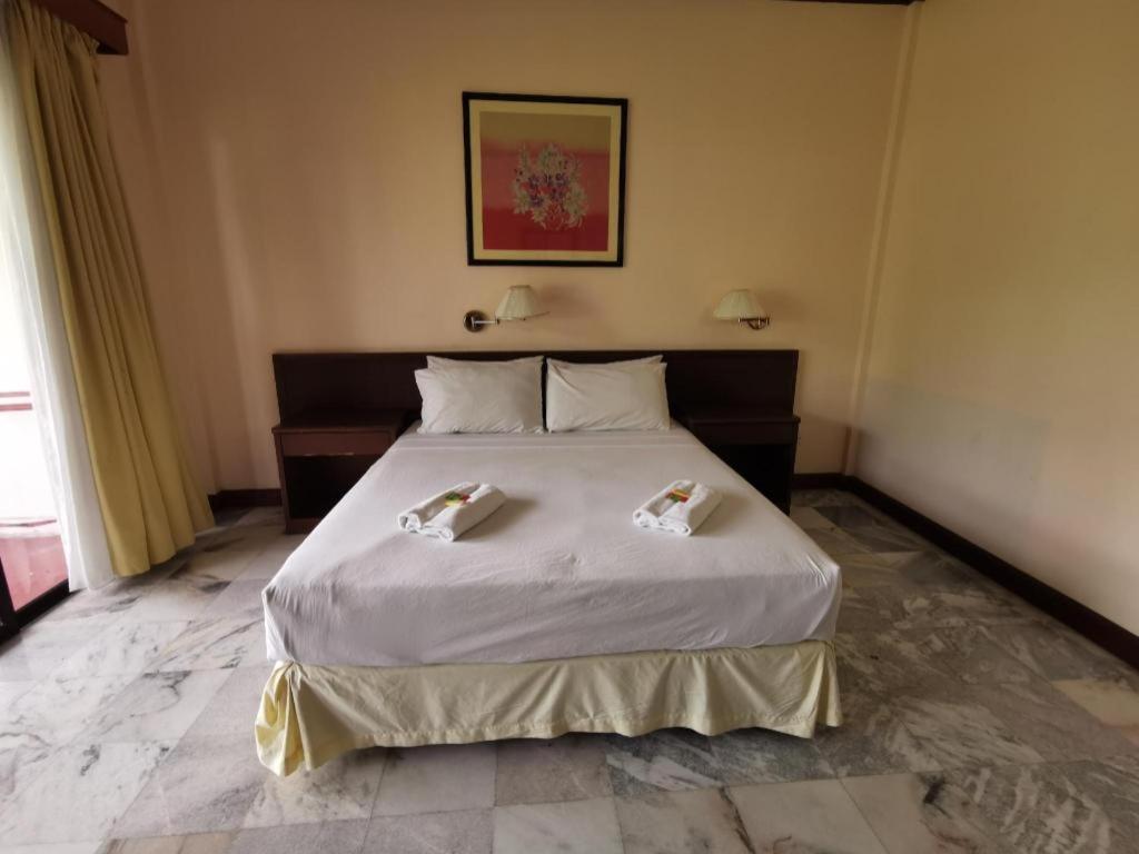 Oyo 89972 Borneo Paradise Beach Hotel Κότα Κιναμπαλού Εξωτερικό φωτογραφία